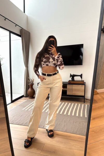 Selena beige corduroy